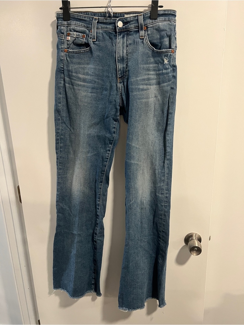 TALL 29x32 AG Denim Women's Blue Distressed Farrah Boot Leg Jeans